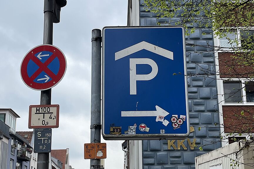 Parkraum Schild Parkhaus